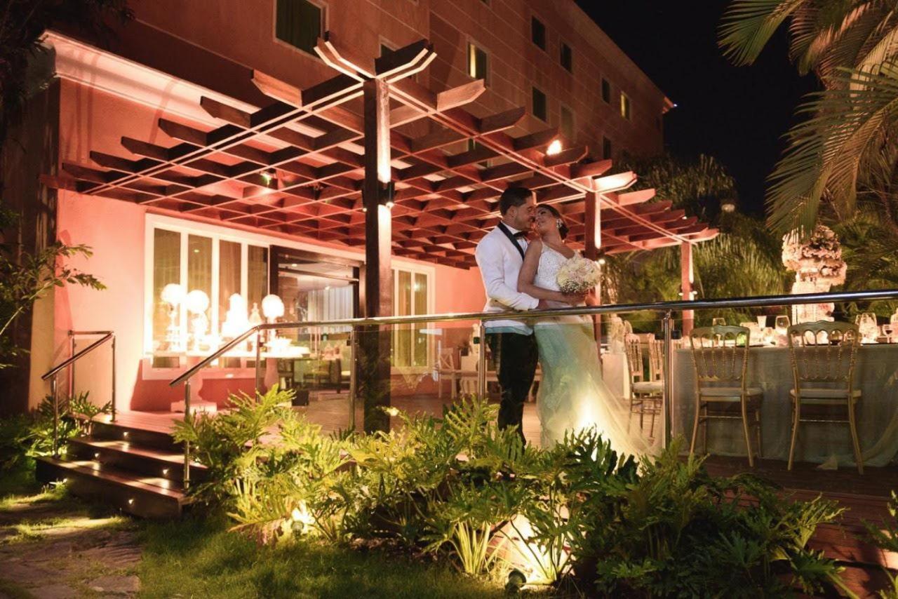 Hotel Hodelpa Garden Court à Santiago De Los Caballeros Extérieur photo